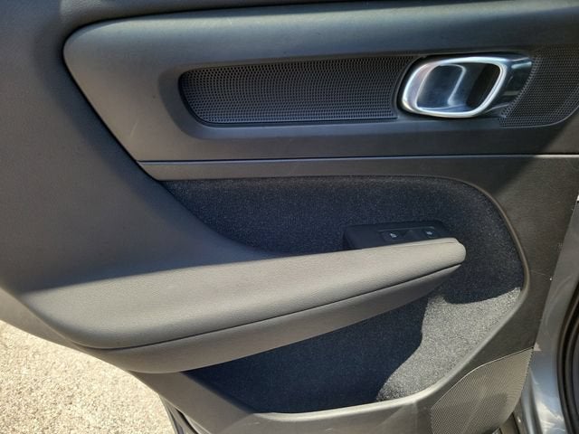 2019 Volvo XC40 Momentum