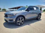 2019 Volvo XC40 Momentum