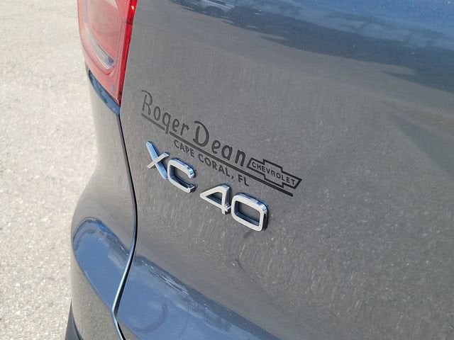 2019 Volvo XC40 Momentum